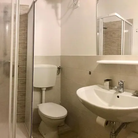 Landora Apartment *